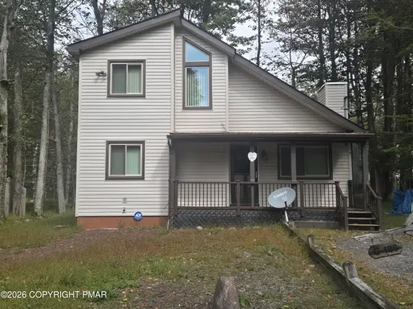 7151 Robinwood Drive, Tobyhanna, PA 18466