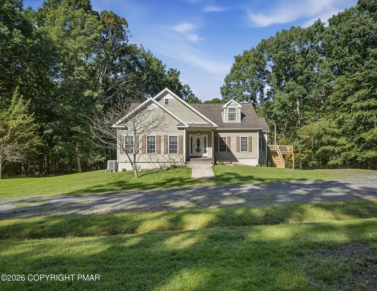 12 Old Farm Road, East Stroudsburg, PA 18302 - #1