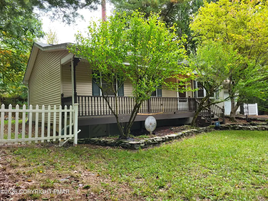 141 Manchester Drive, Bushkill, PA 18324 - #3