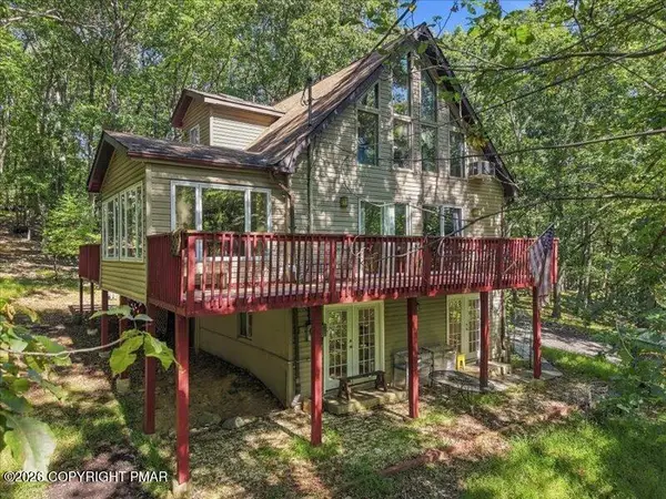467 Lakeside Drive, East Stroudsburg, PA 18301