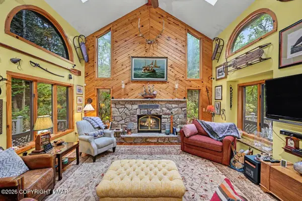 14 Hazlewood Drive, Lake Harmony, PA 18624