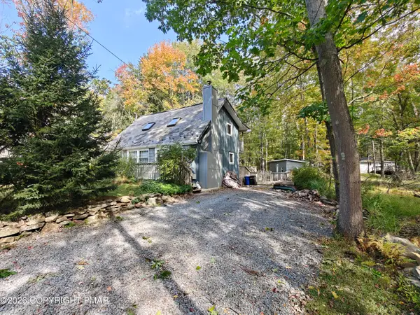 215 Yuma Trail, Pocono Lake, PA 18347