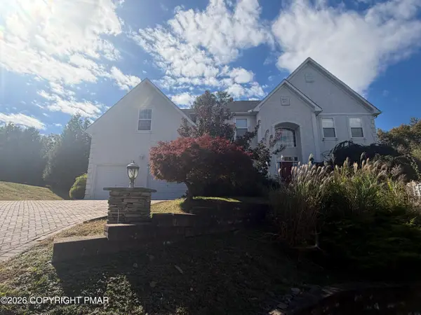207 Center Valley Court, East Stroudsburg, PA 18302