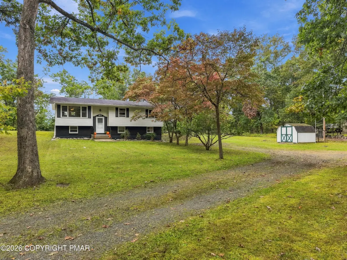 84 Lower Lakeview Drive, East Stroudsburg, PA 18302 - #1