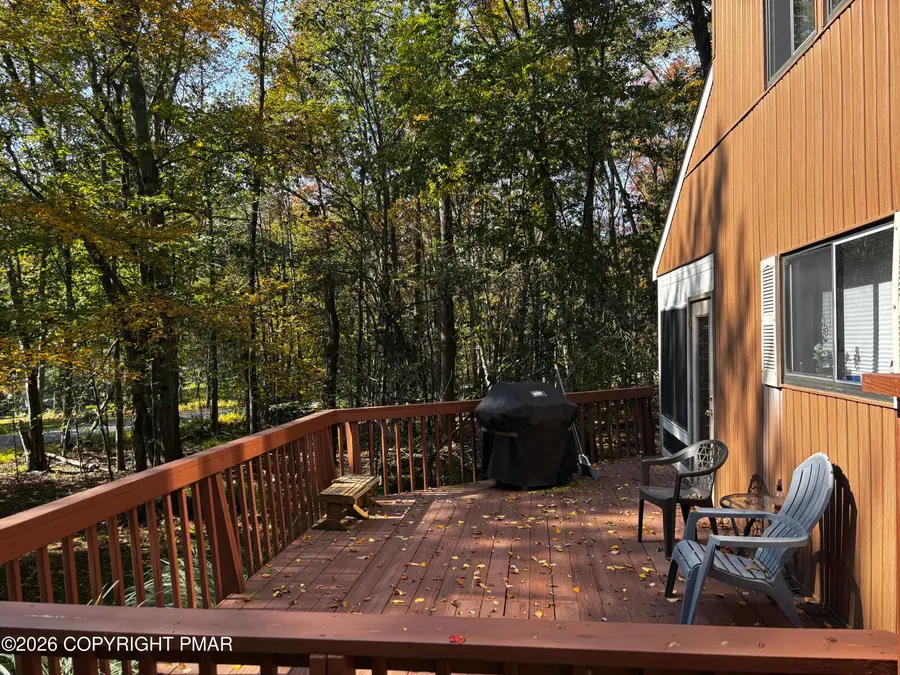 98 S Lehigh River Drive S, Clifton, PA 18424 - #2