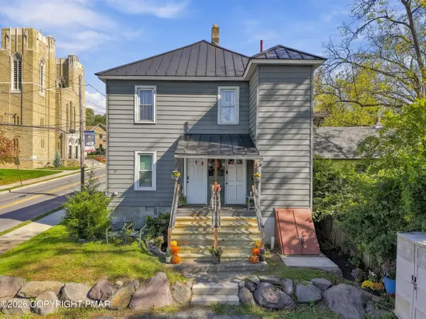 69 Ridgeway Street, East Stroudsburg, PA 18301