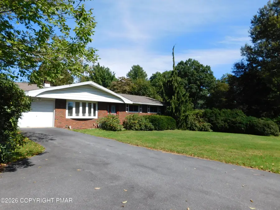 297 E Main Street, Tamaqua, PA 18252 - #2