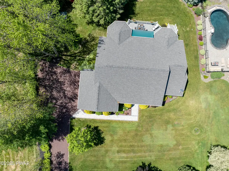 163 Wagner Boulevard, Greenfield, PA 18407 - Image #3