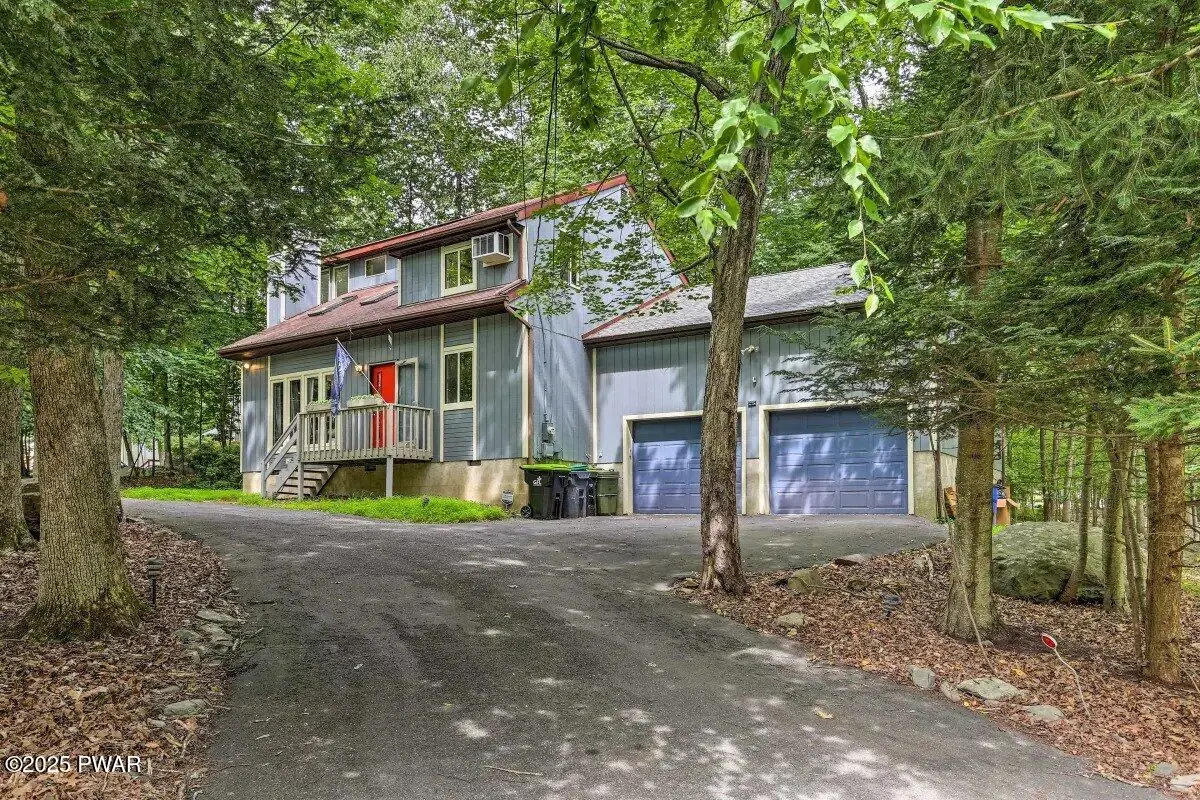 348 Fernwood Drive, East Stroudsburg, PA 18301 - Image #1