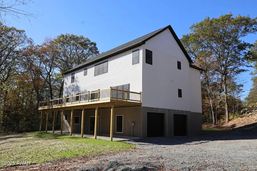 99 Woodland Drive, Jefferson Township, PA 18436 - Image #2