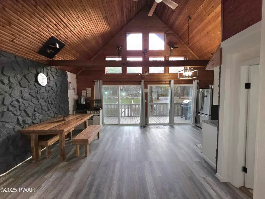 7 Sunrise Trail, Hawley, PA 18428 - #2