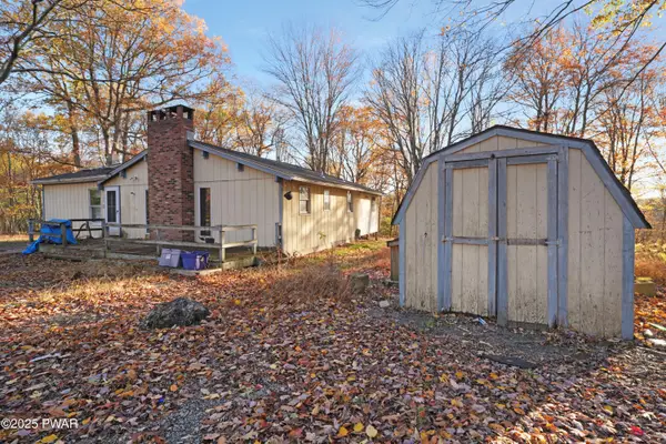 229 Lake Forest Drive, Dingmans Ferry, PA 18328