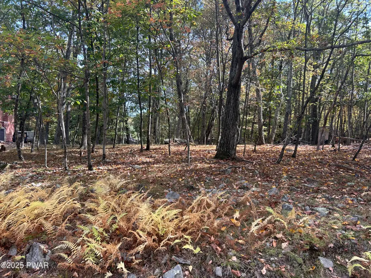 Lot 14 Sandstone Dr, Dingmans Ferry, PA 18328 - Image #1