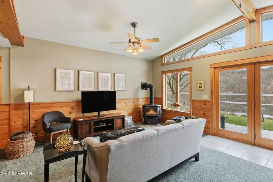 560 Johnson Lane, Honesdale, PA 18431 - Image #2