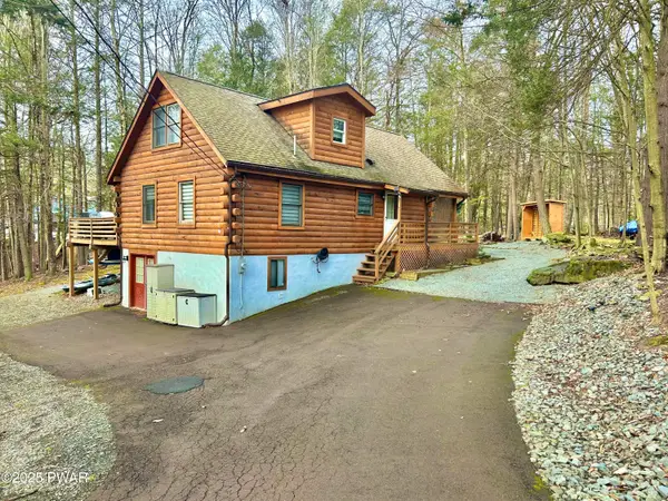 1008 Blue Spruce Lane, Lake Ariel, PA 18436