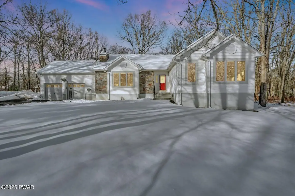 204 Lincoln Drive, Lords Valley, PA 18428 - Image #1