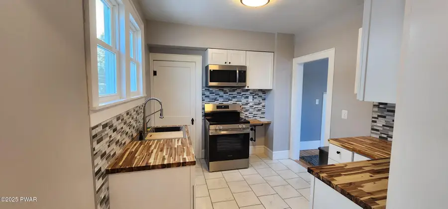 101 Oak Avenue, Matamoras, PA 18336 - Image #3