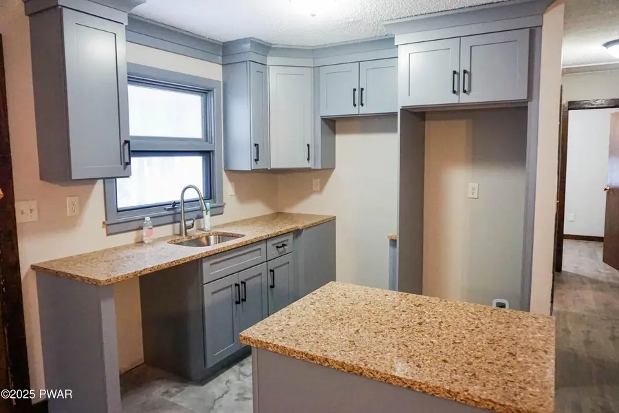 110 Brookside Drive, Dingmans Ferry, PA 18328 - Image #2