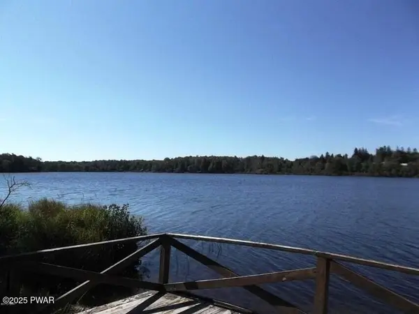 50 Forest Road, Poyntelle, PA 18454