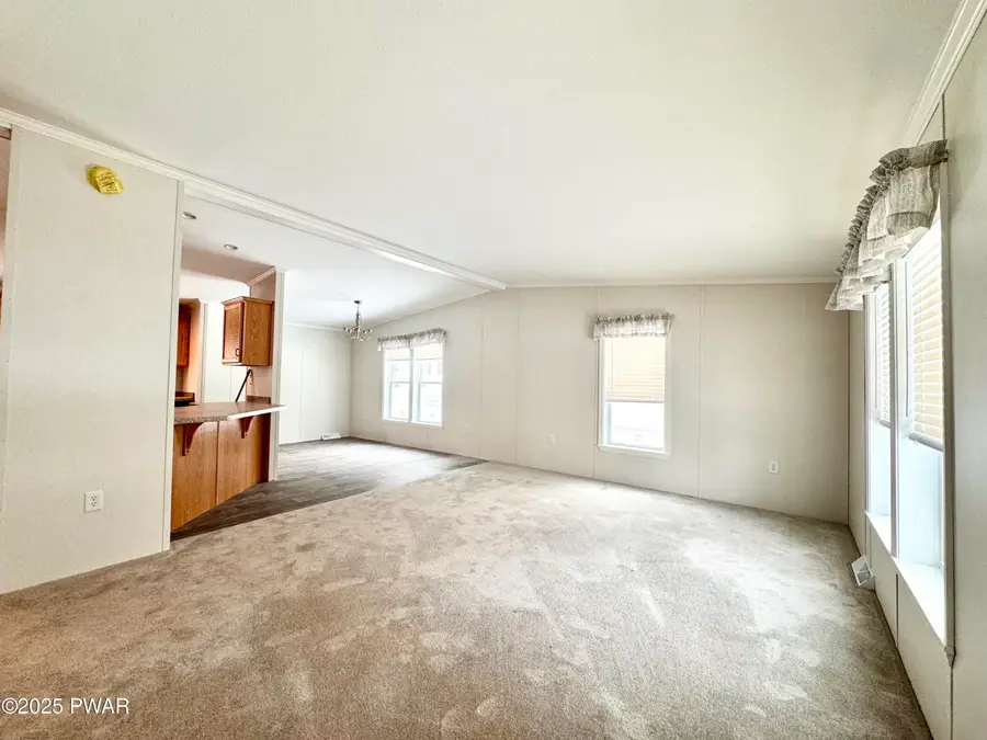 120 Middle Road, Greentown, PA 18426 - Image #2