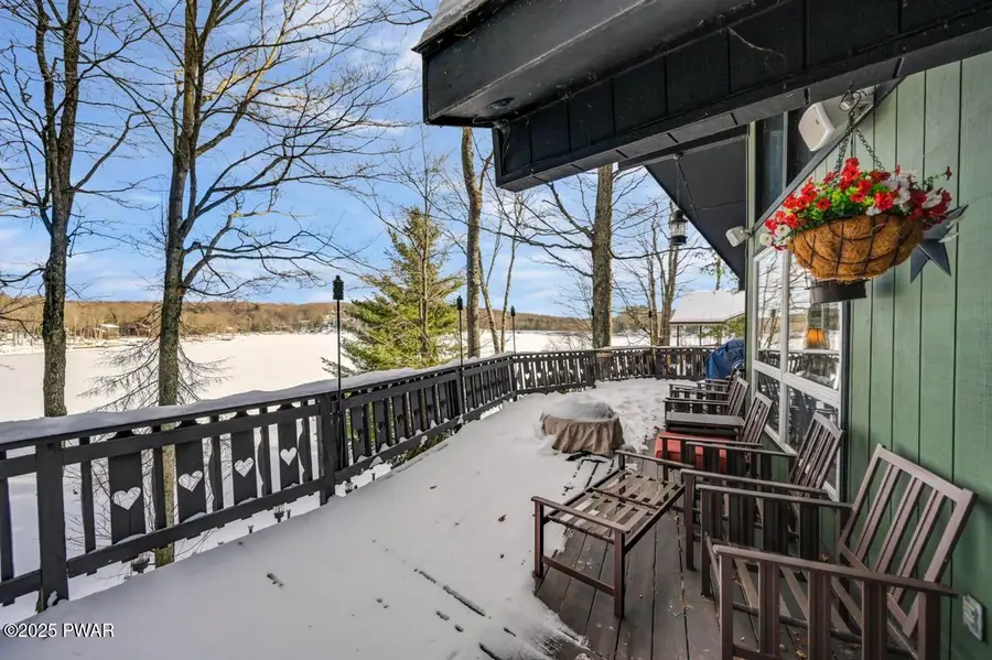 7 Woodpoint Court, Lake Ariel, PA 18436 - Image #2