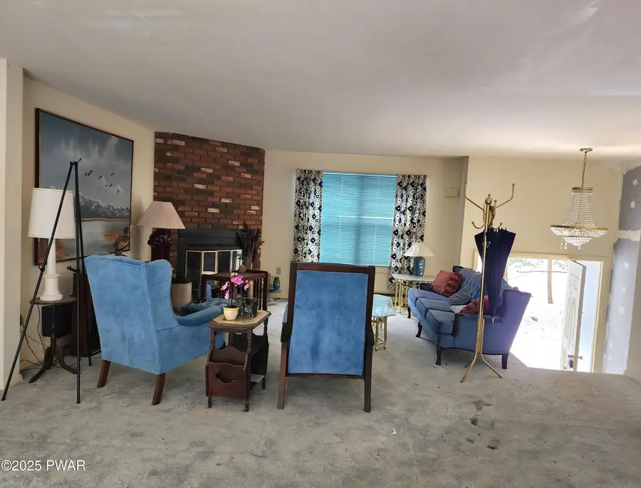 103 Deep Hollow Drive, Greentown, PA 18426 - Image #2