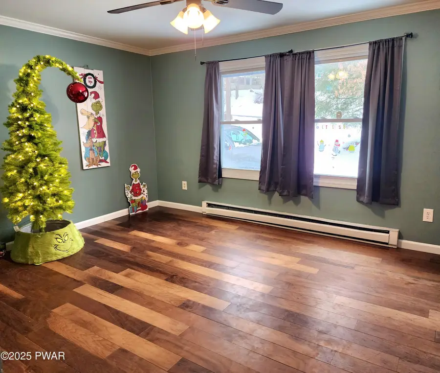 113 Spruce Court, Hawley, PA 18428 - Image #2