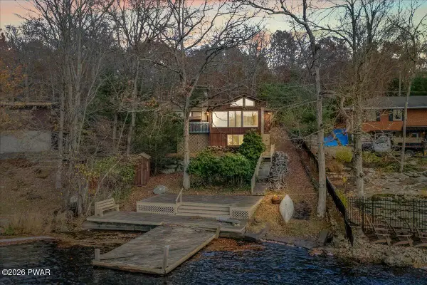 6361 Lakeshore Drive E, East Stroudsburg, PA 18302