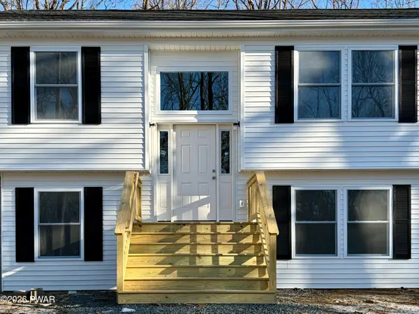 108 Hartmann Hill Road, Milford, PA 18337