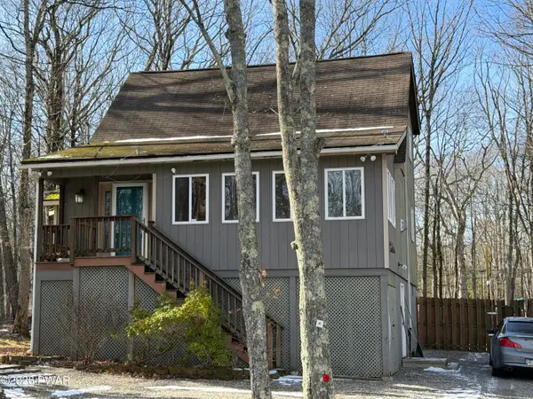 806 Wren Court, Lords Valley, PA 18428