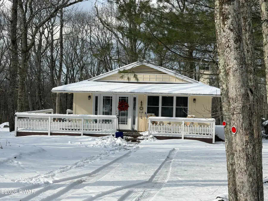 808 W Spur Court, Lords Valley, PA 18428 - #3