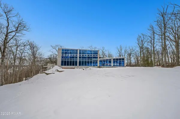 32 Ridge Trail, Lakeville, PA 18438