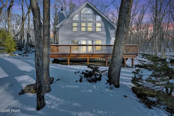 121 Canterbrook Drive, Lords Valley, PA 18428