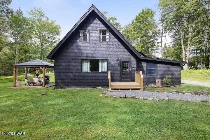 109 Hazleton Drive, Greentown, PA 18426 - #2