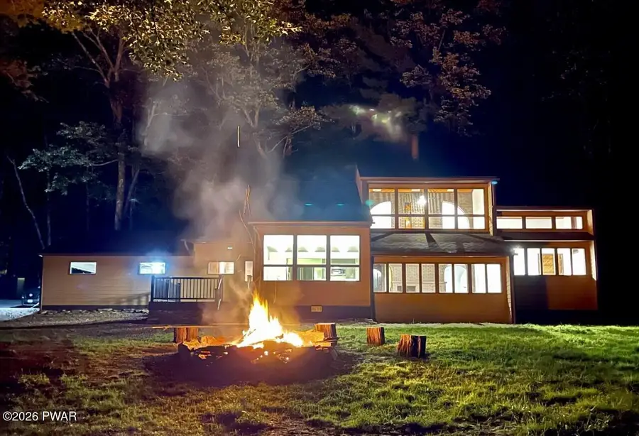 560 Rt 739, Hawley, PA 18428 - #2