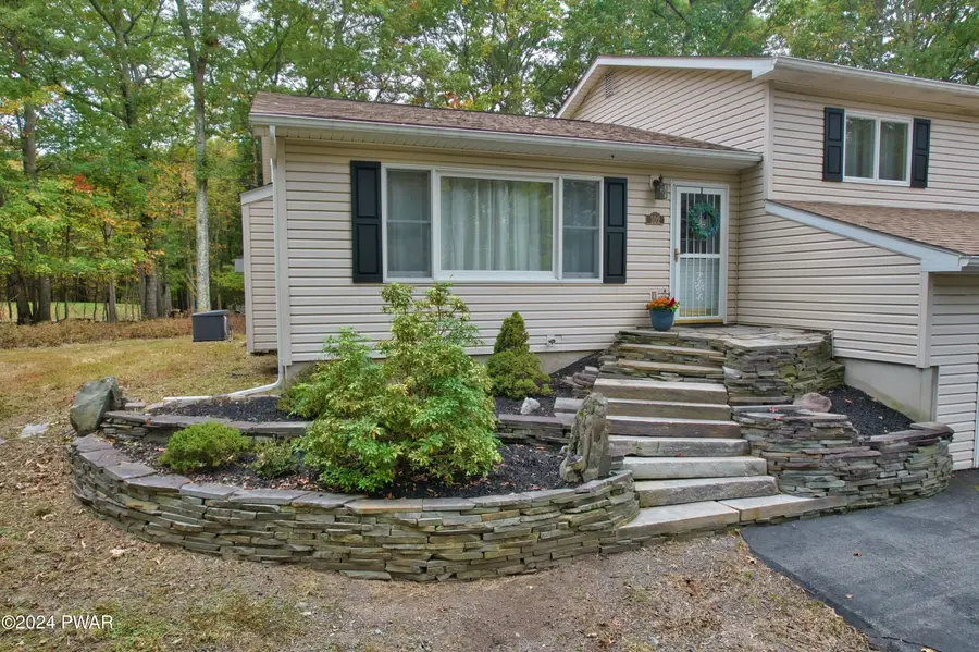 102 Sprint Court, Milford, PA 18337 - #3