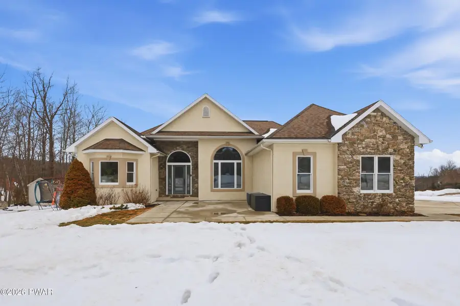 603 Clover Lane, Moscow, PA 18444 - #3