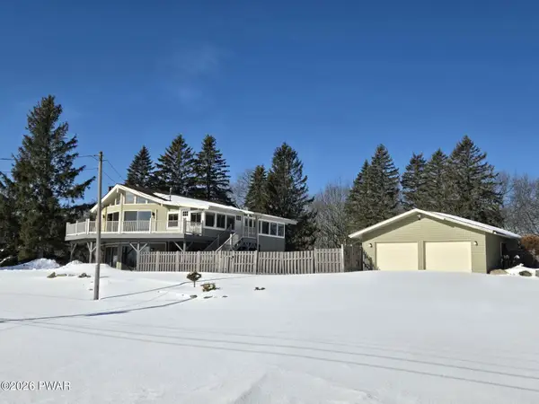 114 Overlook Lane, Lords Valley, PA 18428