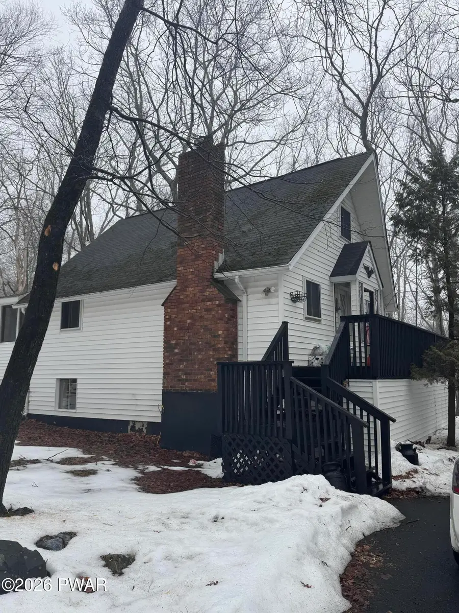 106 Lakewood Drive, Dingmans Ferry, PA 18328 - #3