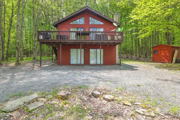 2894 S Fairway Drive, Lake Ariel, PA 18436