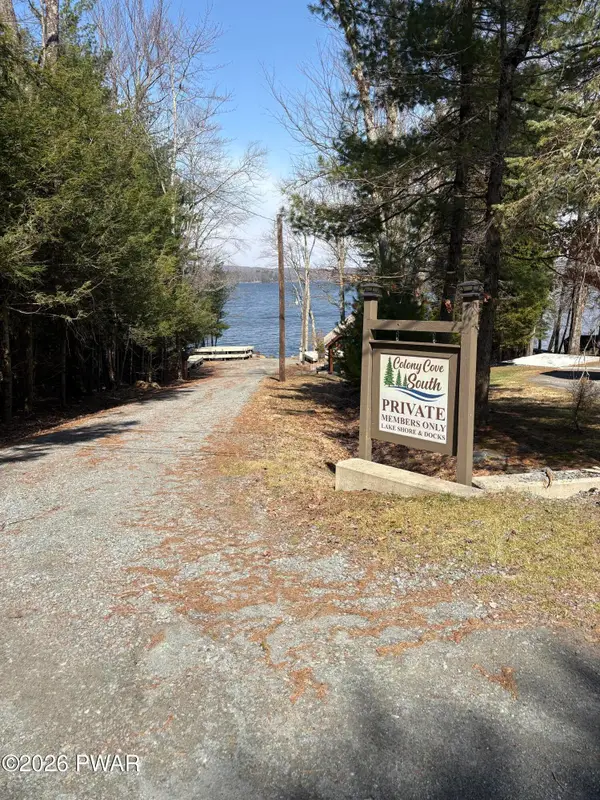 236 Echo Hill Road, Tafton, PA 18464