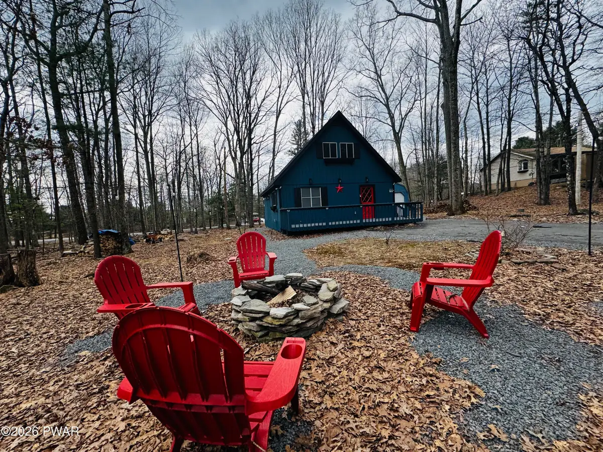 116 Pine Knob Circle, Hawley, PA 18428 - #1