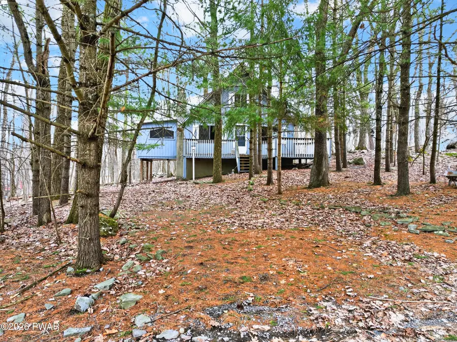 134 Lakeview Drive, Dingmans Ferry, PA 18328 - #3