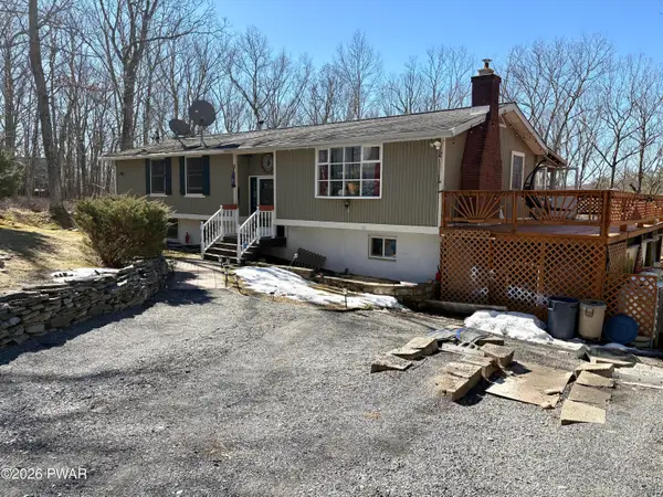 2193 Spring Drive, Bushkill, PA 18324