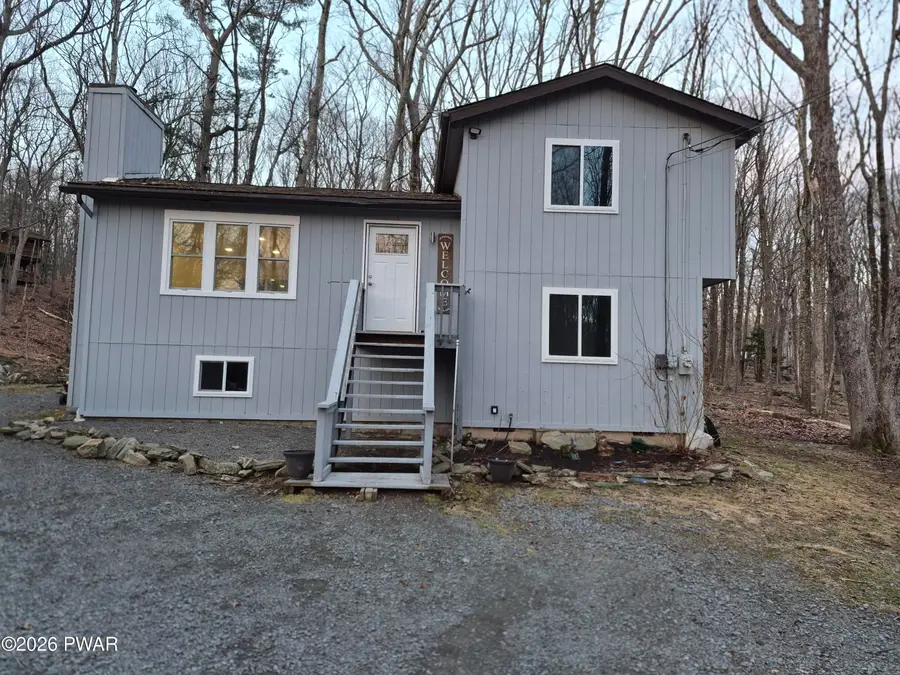 805 Pastern Court, Hawley, PA 18428 - #2