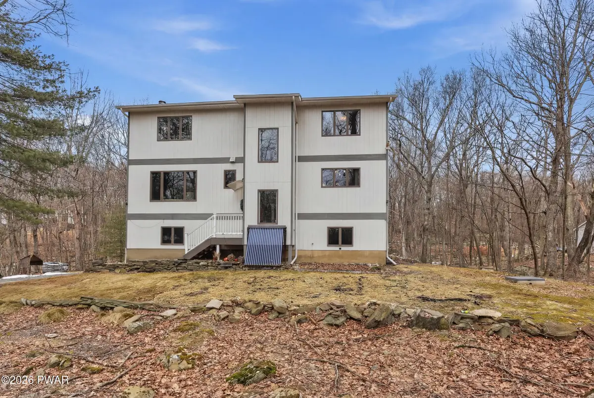 112 Hawk View Drive, Milford, PA 18337 - #1