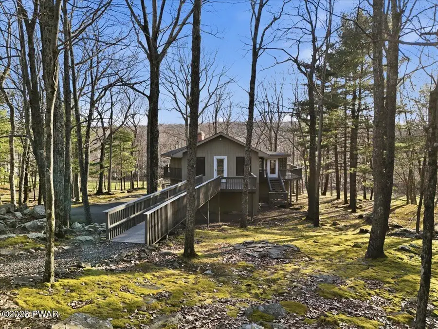 125 Big Bear Drive, Greentown, PA 18426 - #2