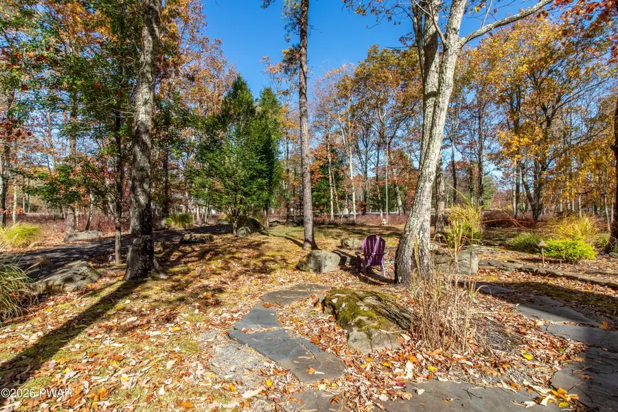 111 Woodcrest Drive, Hawley, PA 18428 - #3