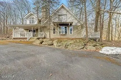 128 Gaskin Drive, Lords Valley, PA 18428