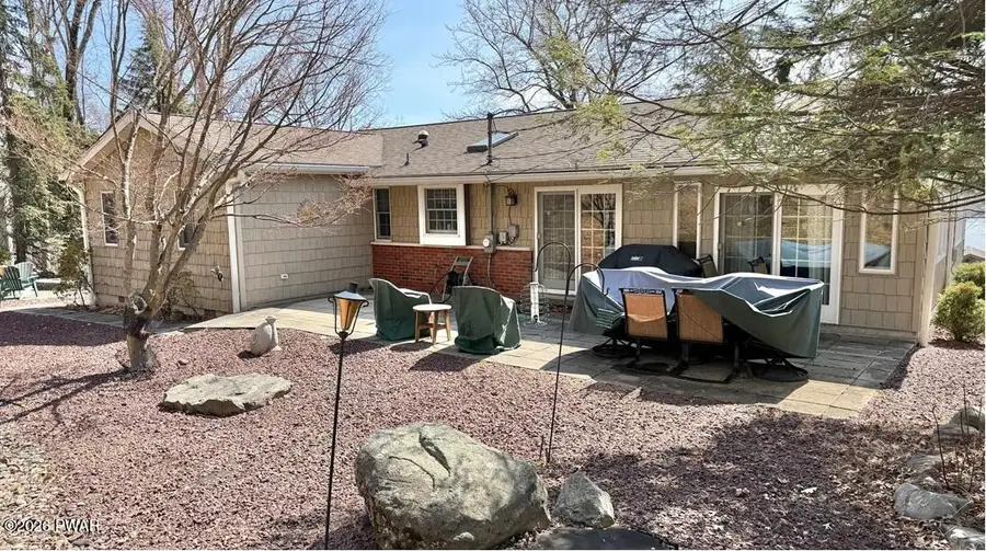 9 Shore Line Drive, Lakeville, PA 18438 - #3